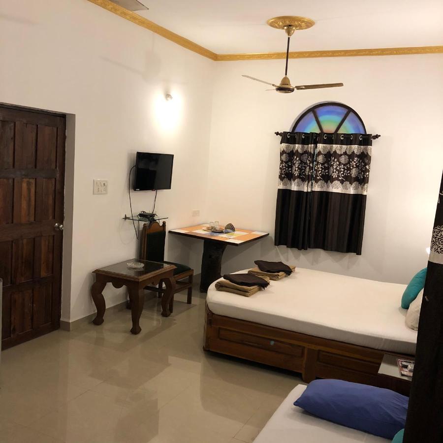 Kaza A Le Pearl Resort Анжуна Экстерьер фото