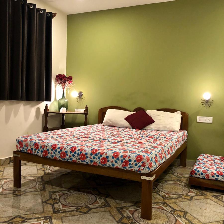 Kaza A Le Pearl Resort Анжуна Экстерьер фото